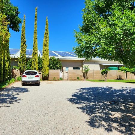Green Kalahari Guesthouse Upington Exterior photo