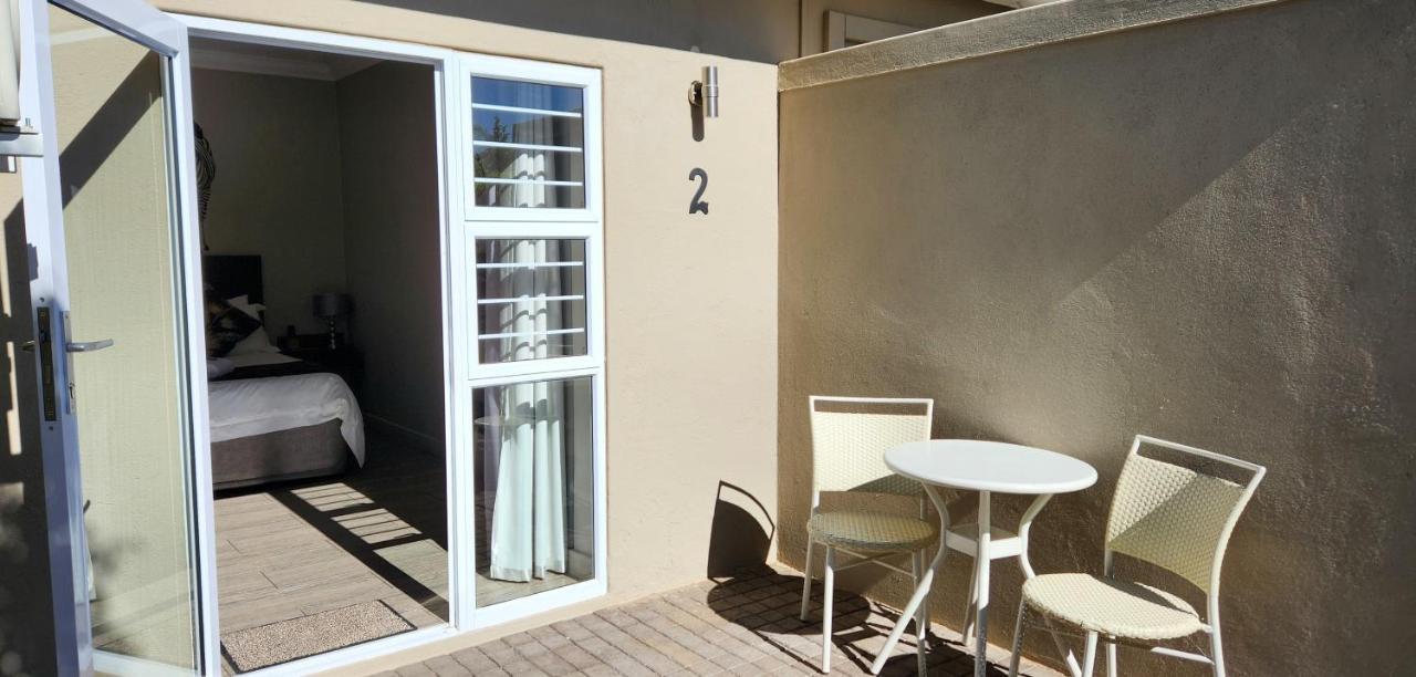 Green Kalahari Guesthouse Upington Exterior photo
