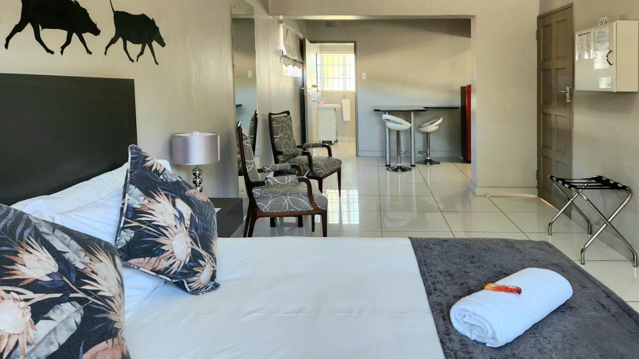 Green Kalahari Guesthouse Upington Exterior photo