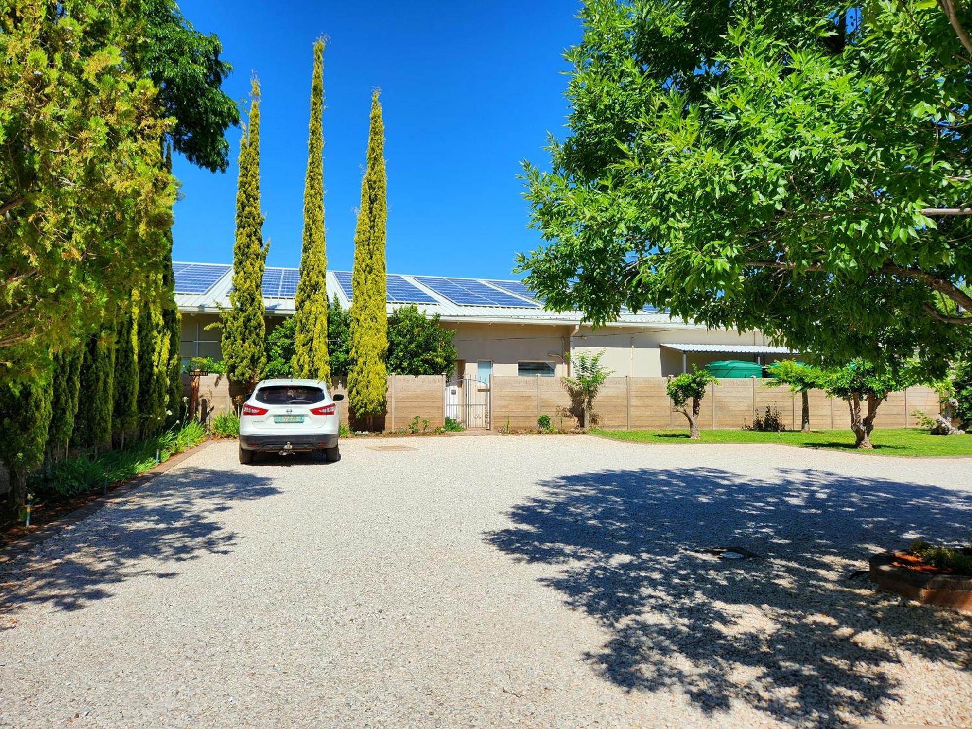Green Kalahari Guesthouse Upington Exterior photo